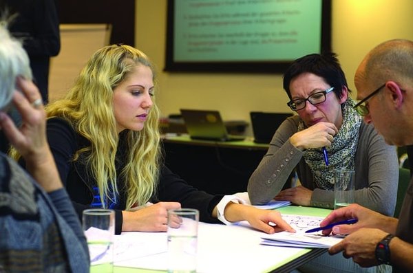 Comment la communication améliore-t-elle les relations avec les clients ?
